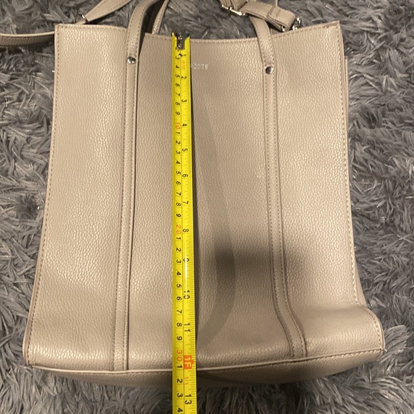 Roots Soft Tan Leather Tote Bag - Picture 10 of 11